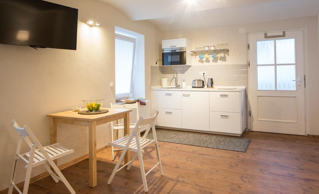 Castle Rock Bled Apartment Room photo